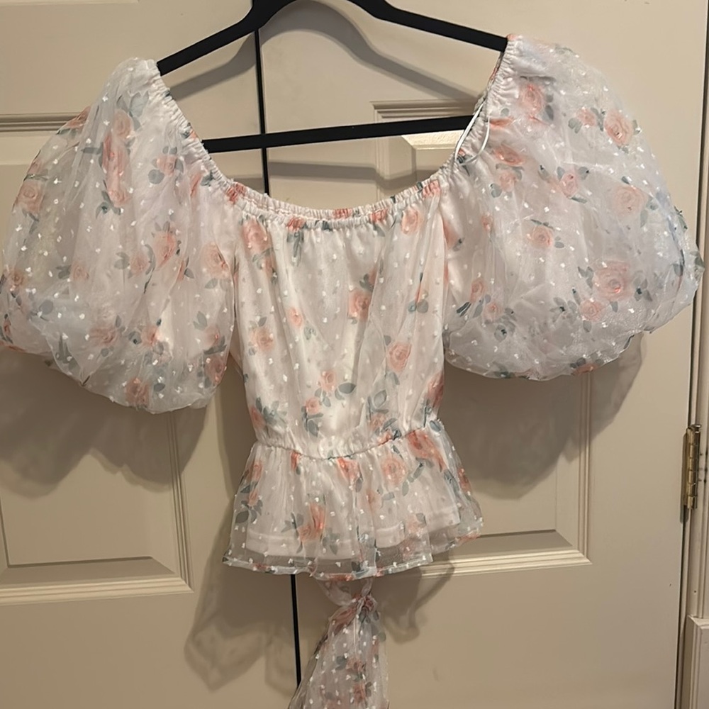 Floral Puff Sleeve Top